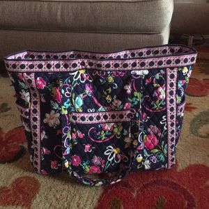 Vera Bradley large tote